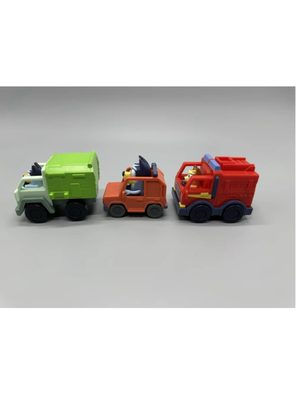 Bluey Mini Racers Lot of 3 Fire Truck Bingo Heeler 4WD Bandit Garbage Truck Toys